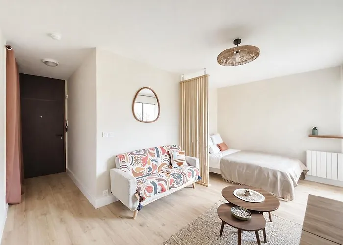 En Centre-ville De Avec Parking *